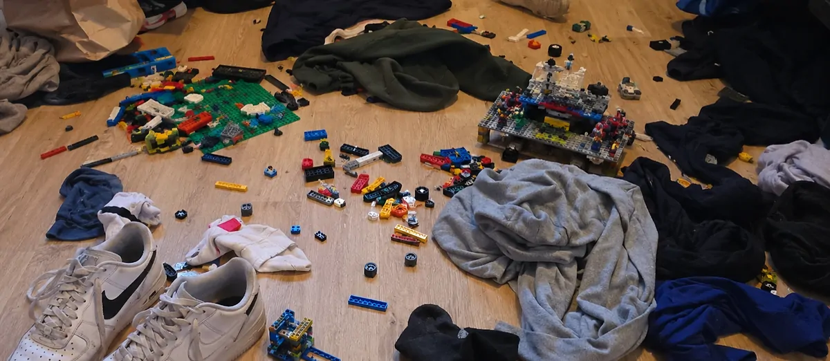 Messy floor